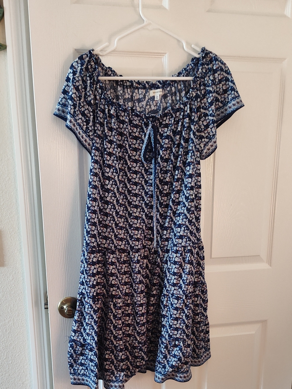 Max Studio Navy and White Floral Blouse with Coral Accents